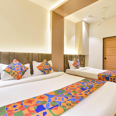 Fabhotel Kesar インドール エクステリア 写真