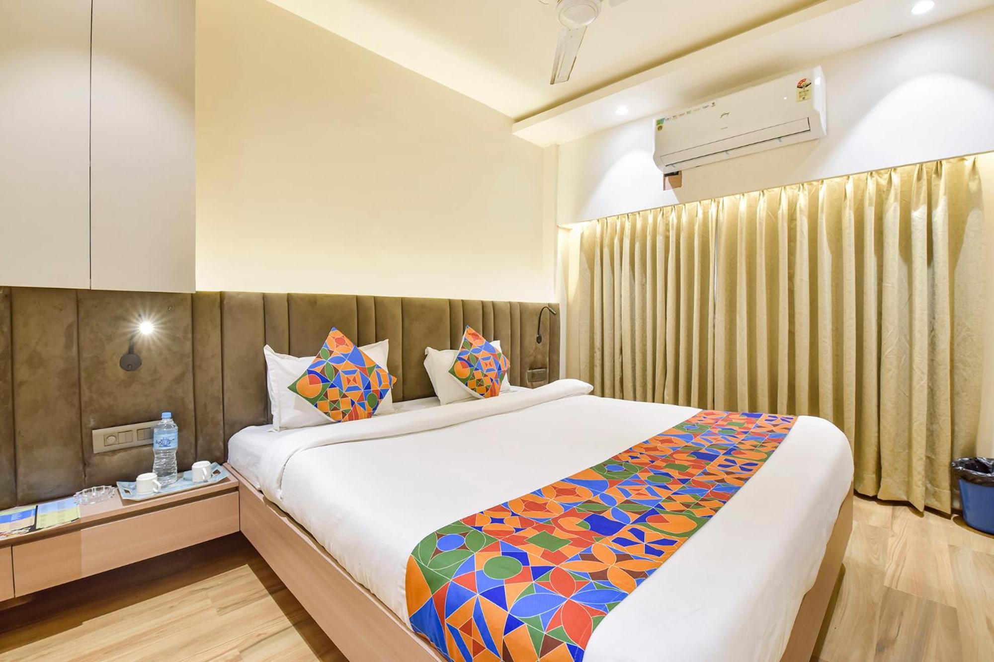 Fabhotel Kesar インドール エクステリア 写真